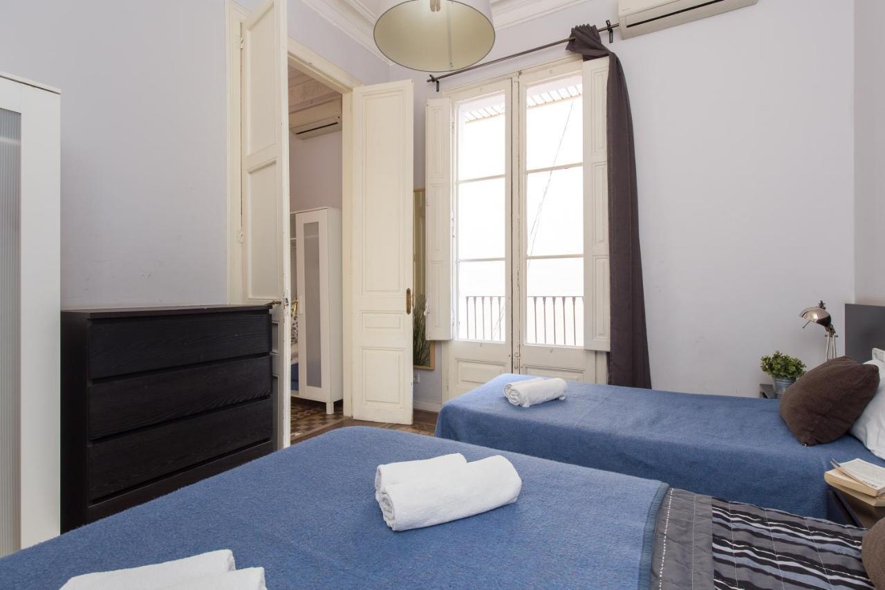 Apartament Key Plaza Universidad - Gran Via Barcelona
